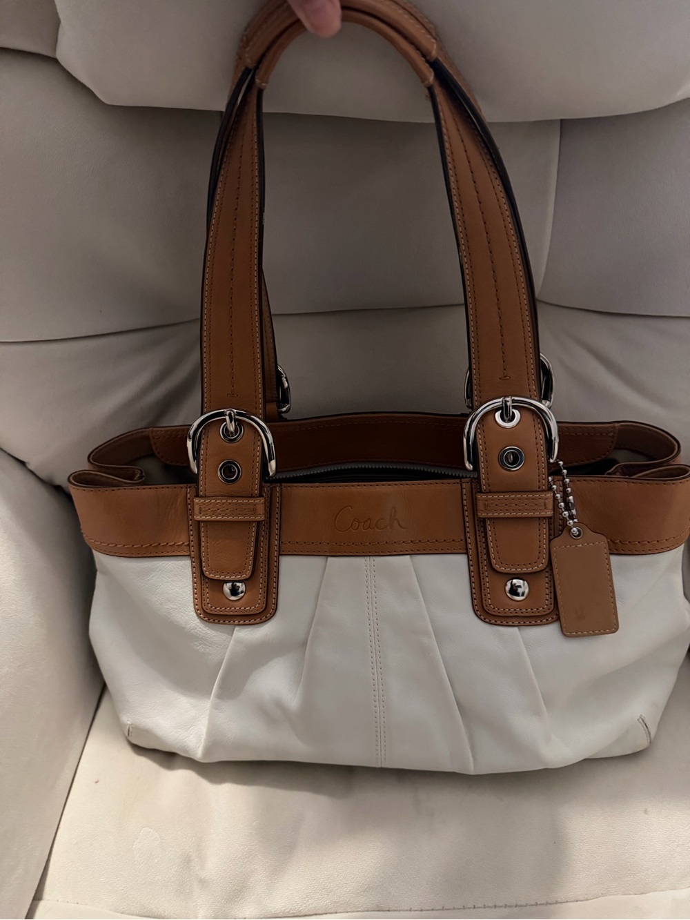 Coach Cream and Tan Leather Shoulder Bag